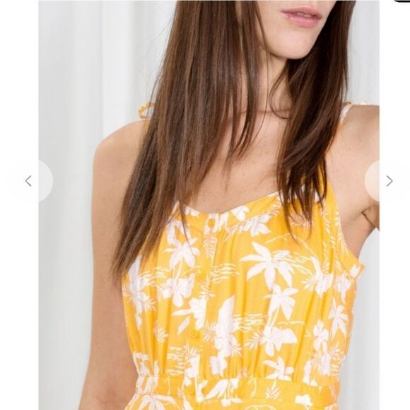 & Other Stories Tropical Yellow and White Floral Sundress - Picture 11 of 11